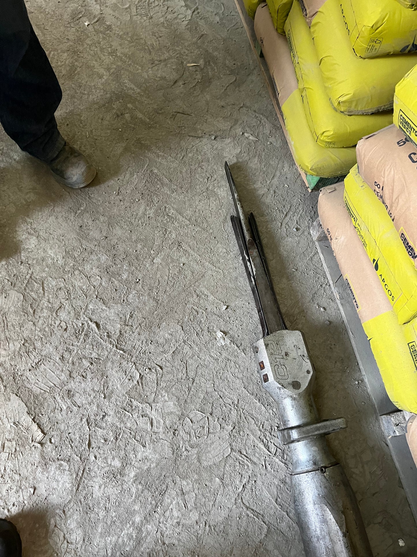 Cuña hidráulica Darda C12 y unidad de potencia Darda