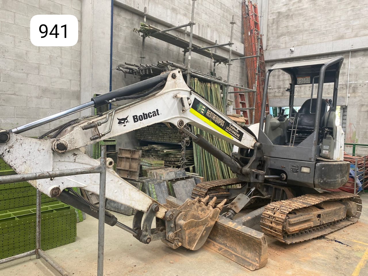 Miniexcavadora Bobcat E42 B941 año 2015