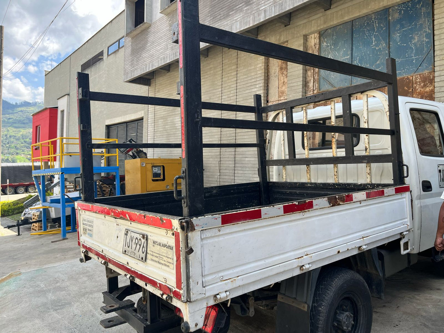 LOTE # 01 CAMION FOTON AUMARK AÑO 2012