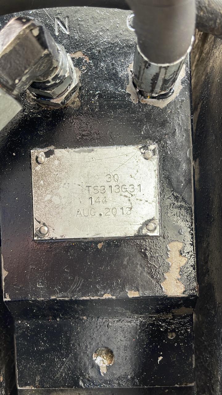 MARTILLO HIDRÁULICO COMET C30 LOTE 1