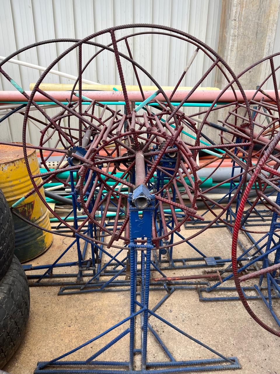 LOTE # 24 UN MOLINETE