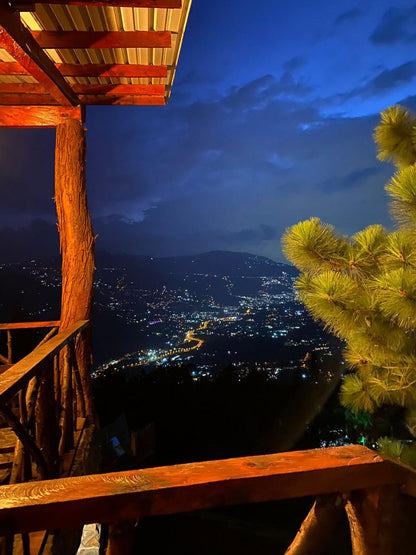 Venta de finca Hotel con Glamping rentando en girardota area 5.037 m2