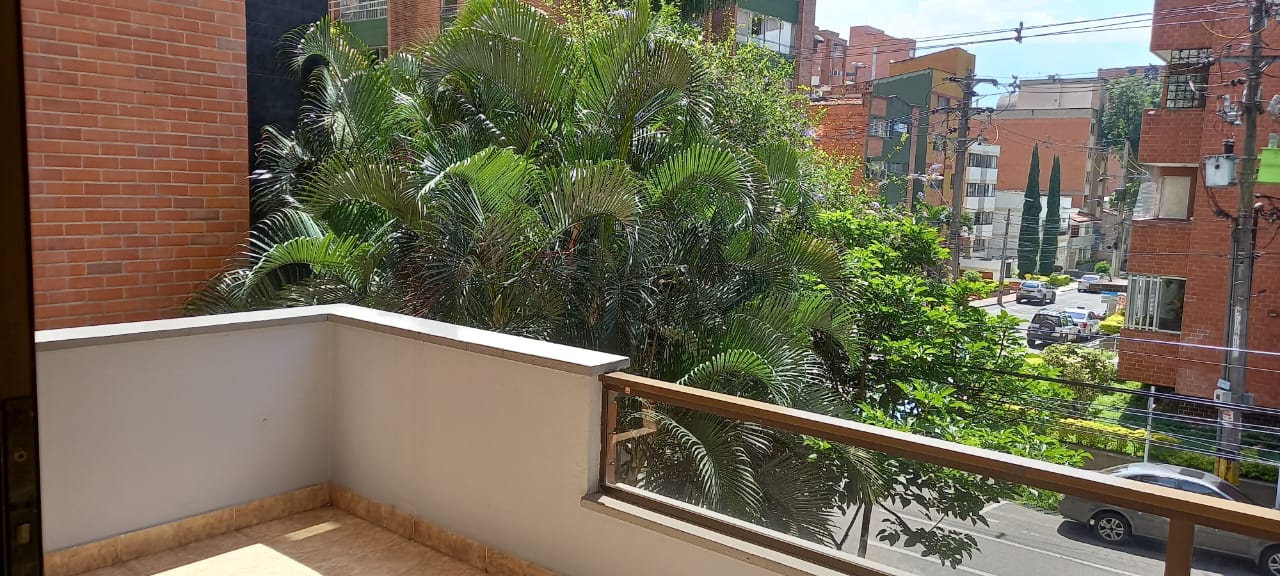 Apartamento en venta en Laureles Medellín