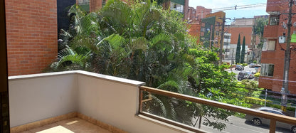 Apartamento en venta en Laureles Medellín