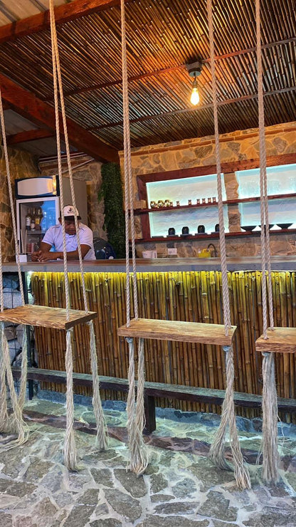 Venta de finca Hotel con Glamping rentando en girardota area 5.037 m2