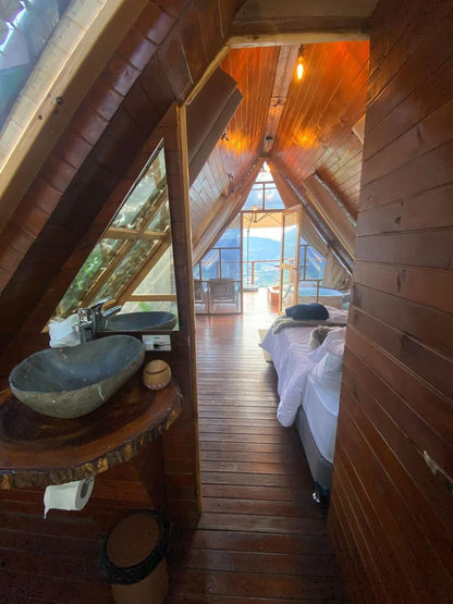 Venta de finca Hotel con Glamping rentando en girardota area 5.037 m2