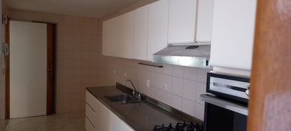 Apartamento en venta en Laureles Medellín